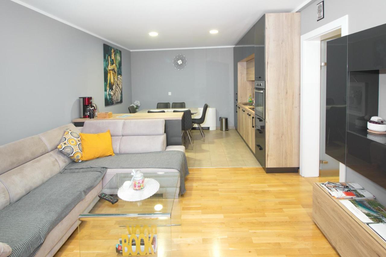 Elena Apartment Rijeka Exterior photo